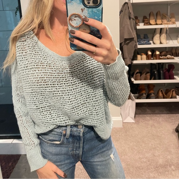 Billabong Sweaters - Billabong lightweight sweater